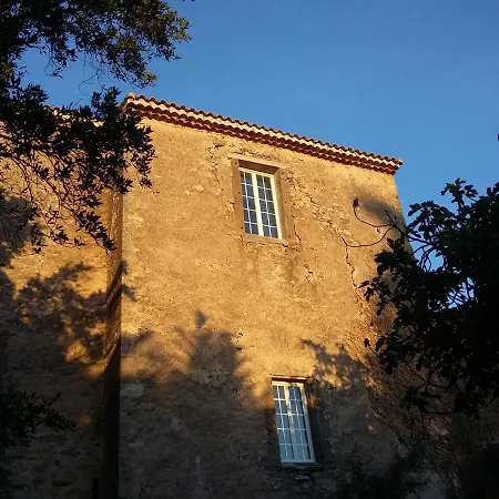 Villa Partie De Chateau Du Xi Ieme A D'aude *