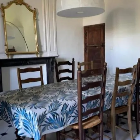 Partie De Chateau Du Xi Ieme A D'aude *