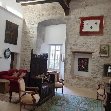 Villa Partie De Chateau Du Xi Ieme A D'aude *