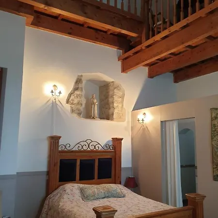 Villa Partie De Chateau Du Xi Ieme A D'aude
