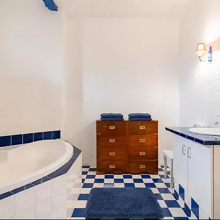 Chateau Historique De D'aude 4*