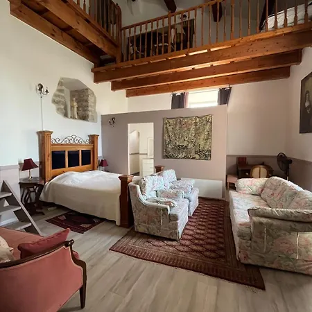 Maison d'hôtes Partie De Château Du Xi Ieme à D'aude