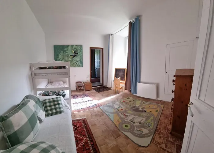 Partie De Chateau Du Xi Ieme A D'aude Canet (Aude)