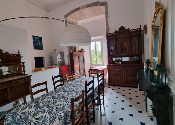 Partie De Chateau Du Xi Ieme A D'aude